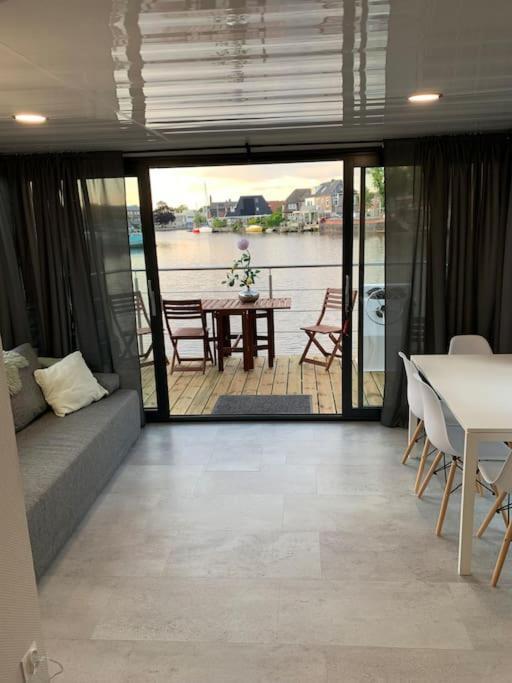 Apartament Unique New Houseboat Moored 4 Zwartsluis Zewnętrze zdjęcie